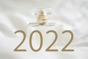 کاور عطرهای سال ۲۰۲۲ با طرح شیشه عطر